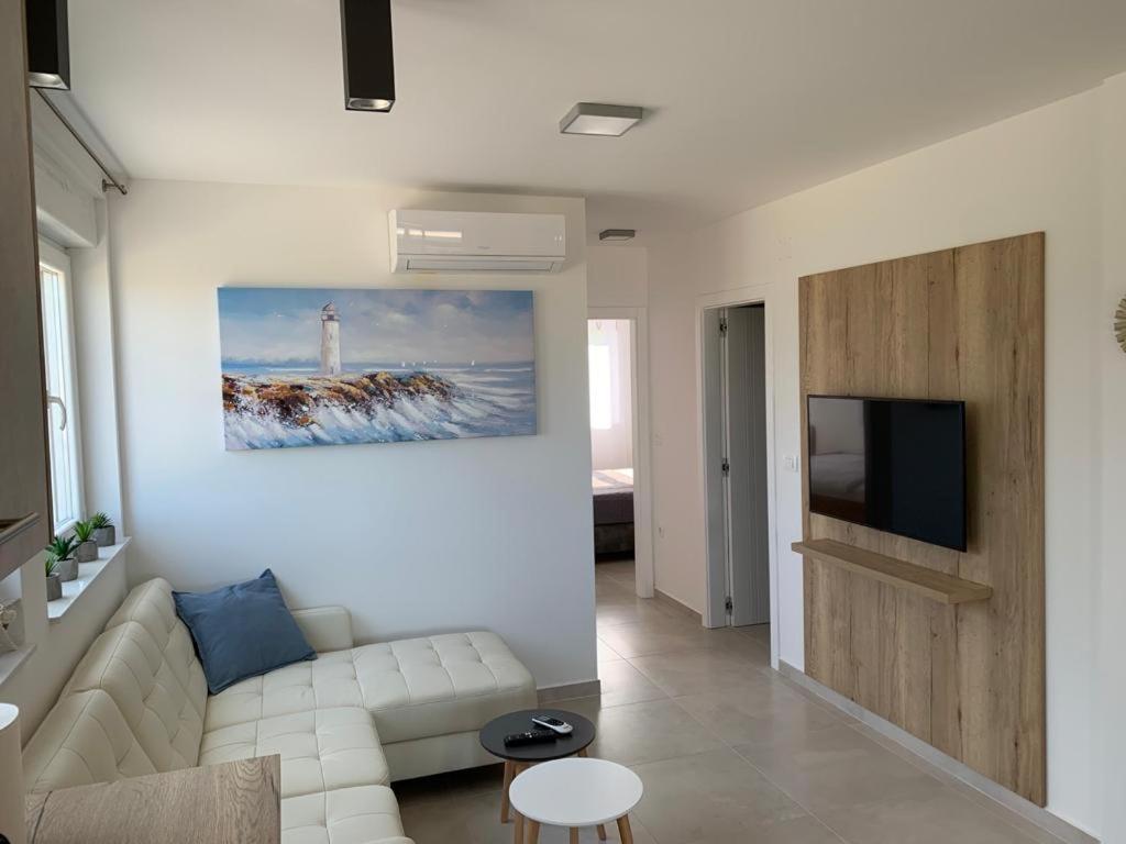 Apartmani Sunside ニン エクステリア 写真